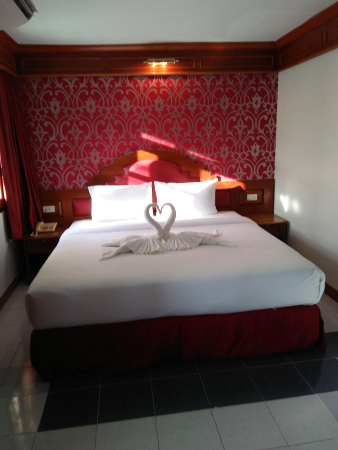 Taj Phuket Inn Patong Zewnętrze zdjęcie