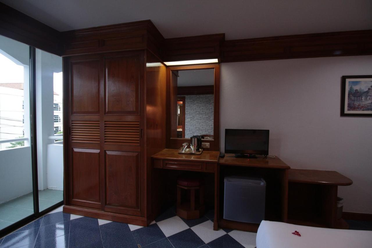Taj Phuket Inn Patong Zewnętrze zdjęcie