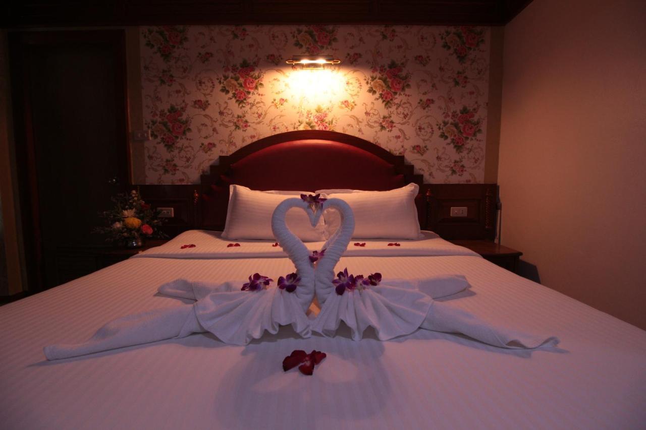 Taj Phuket Inn Patong Zewnętrze zdjęcie